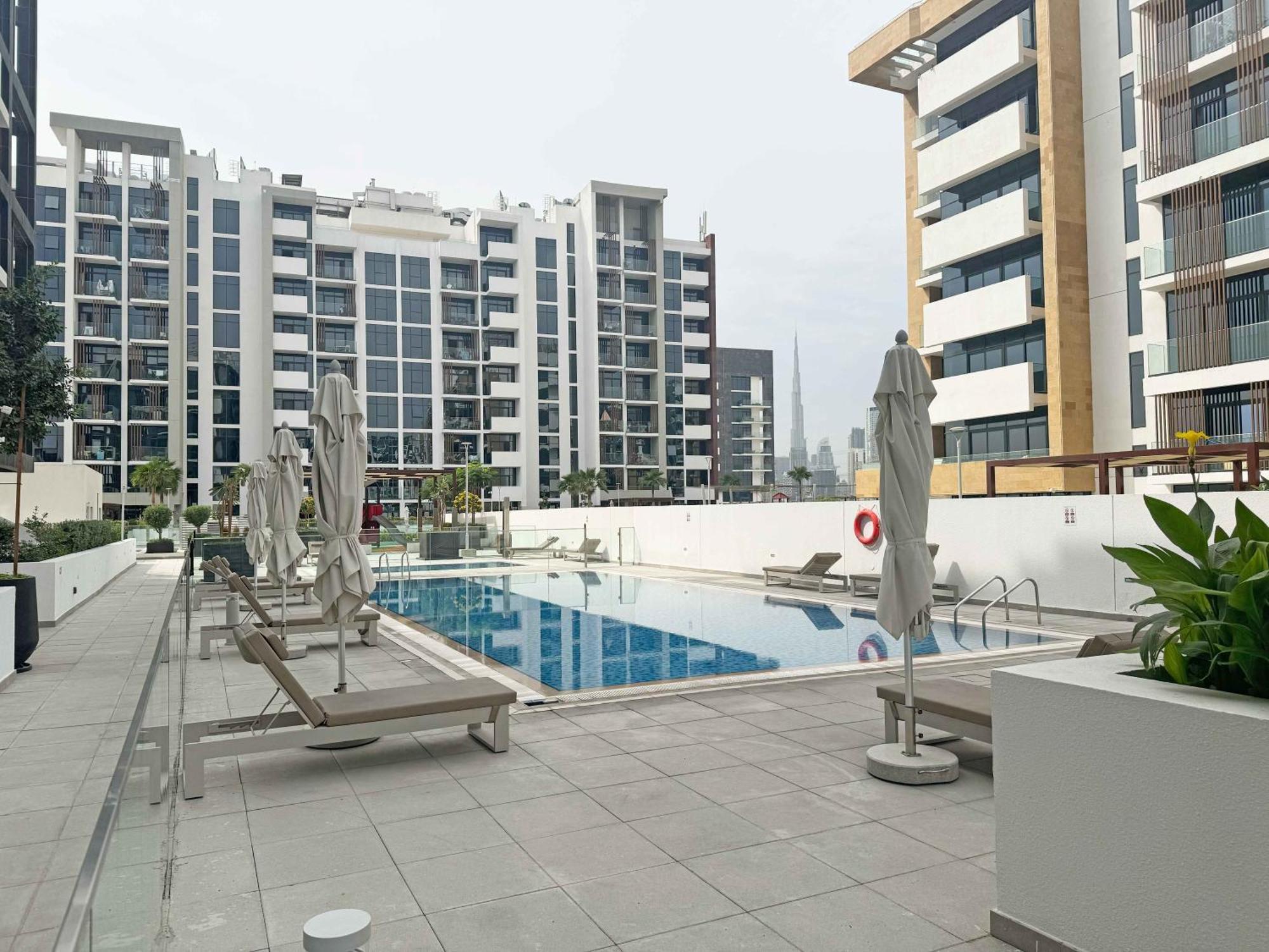 Perfect 1-bedroom For Your Next Staycation, Sleeps 4 Apartment *