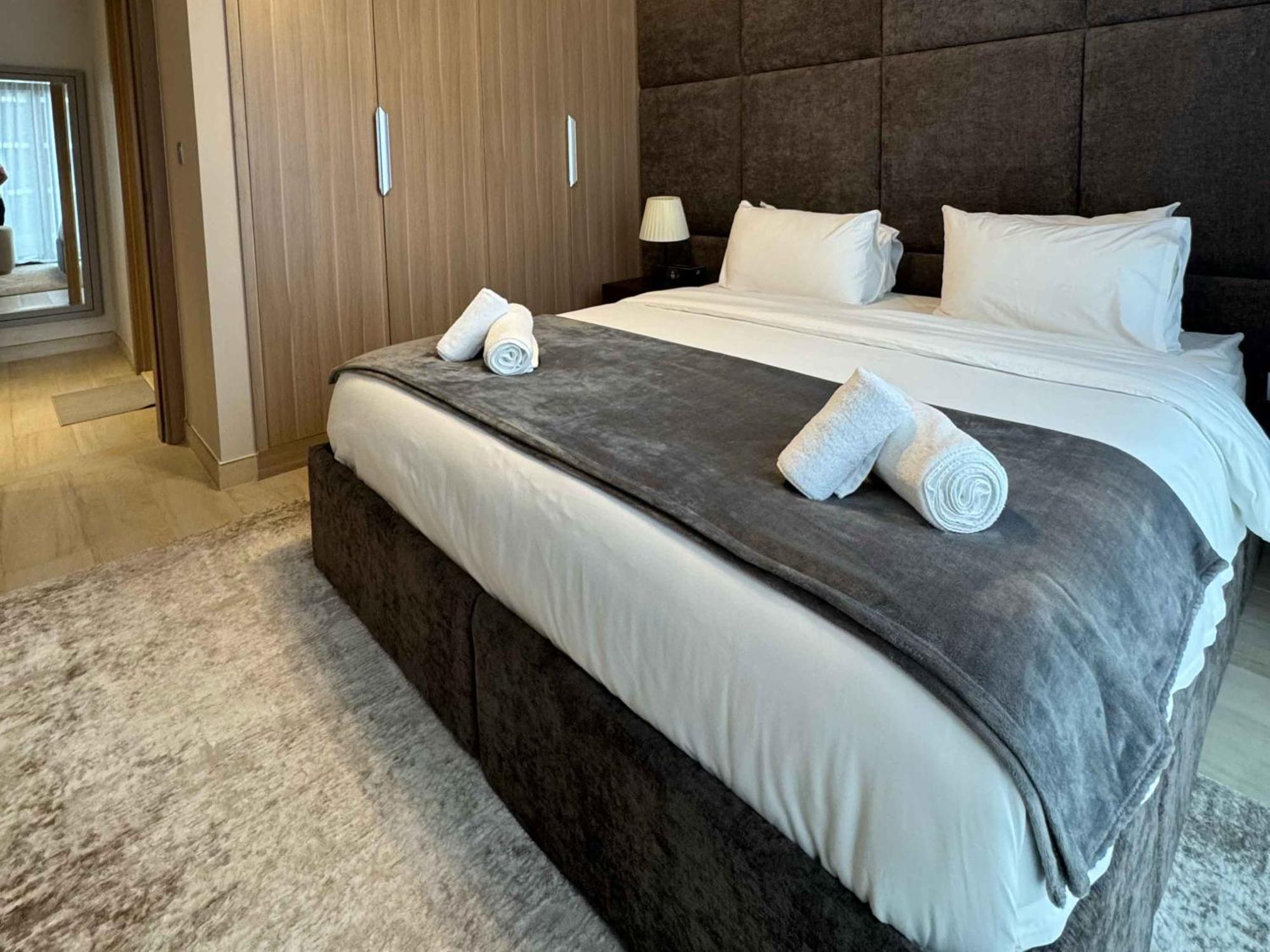 Perfect 1-bedroom For Your Next Staycation, Sleeps 4